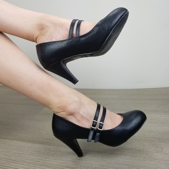 Shoes - Double Buckle Faux Leather Retro Pump